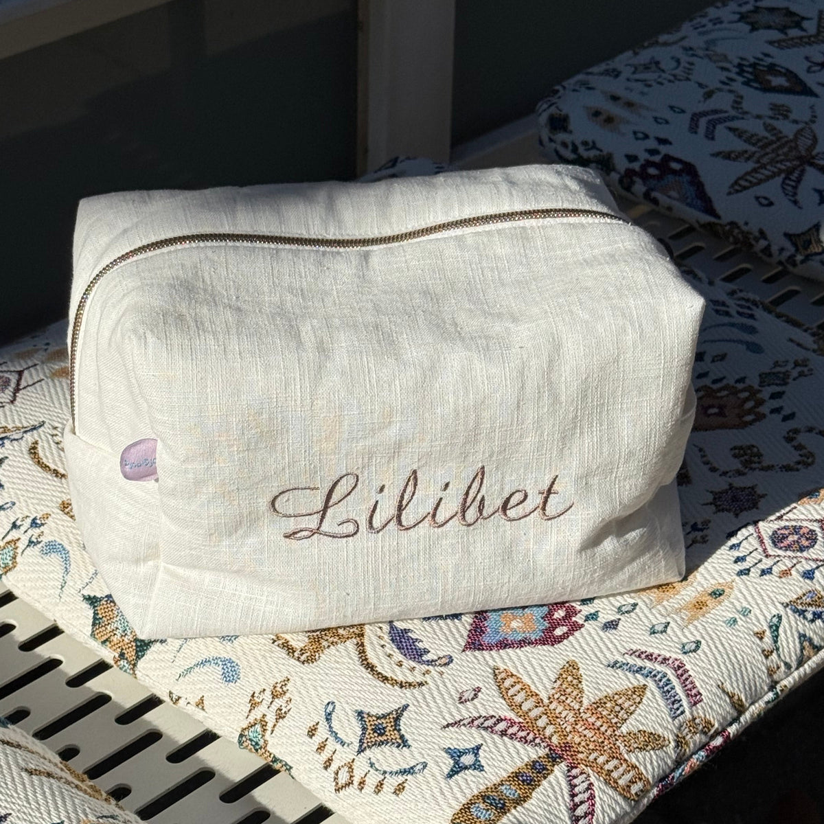 Beauty Box aus 100 % Leinen – Große personalisierte Kulturtasche mit Namen